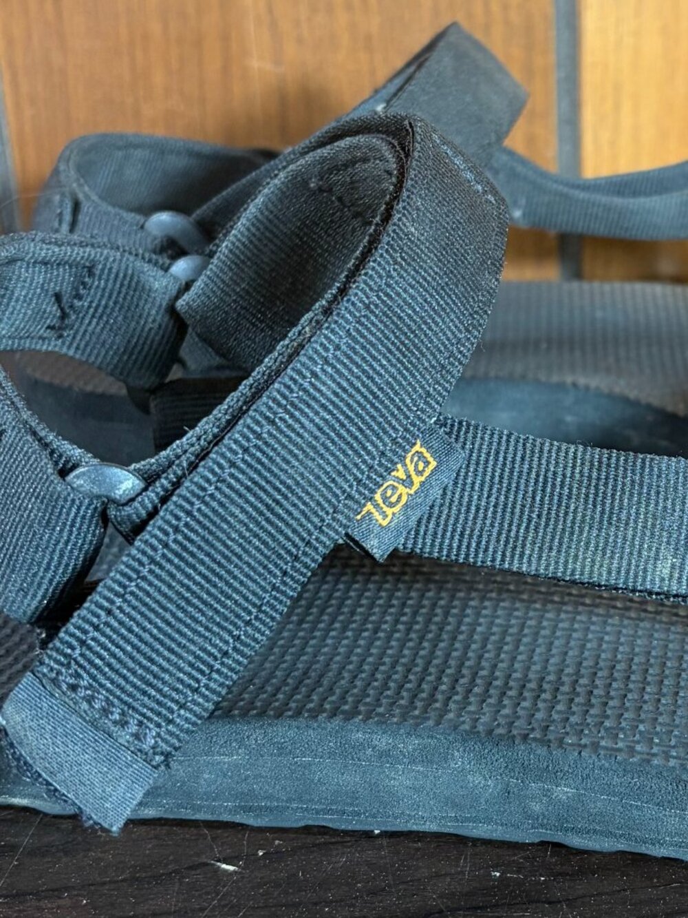 Teva Original Universal Black Sandals w/ Adjustable Hook & Loop Womens Sz 10 EUC